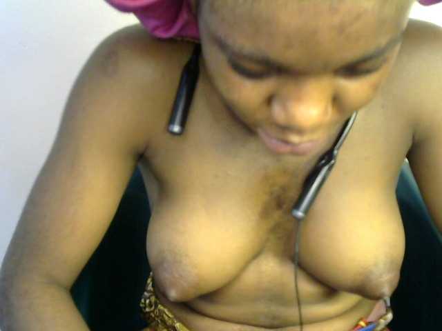 SinfulBitch01 live cam on BongaCams