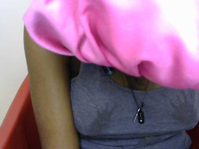 SinfulBitch01 live cam on BongaCams