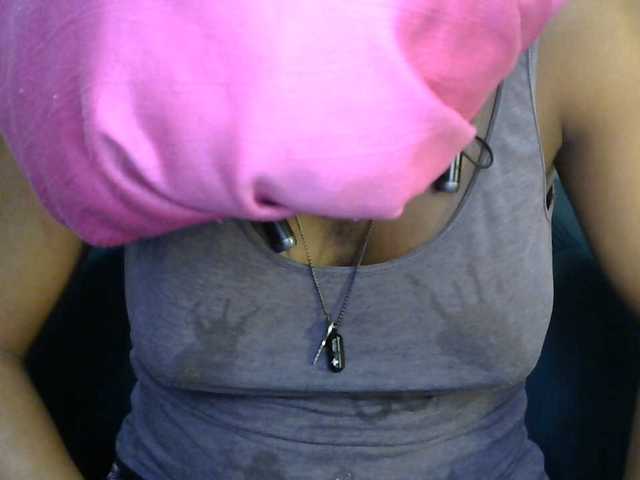 SinfulBitch01 live cam on BongaCams