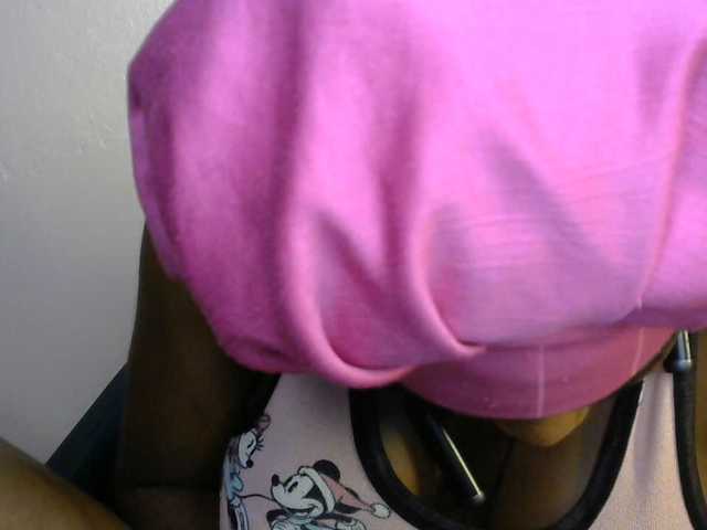 SinfulBitch01 live cam on BongaCams
