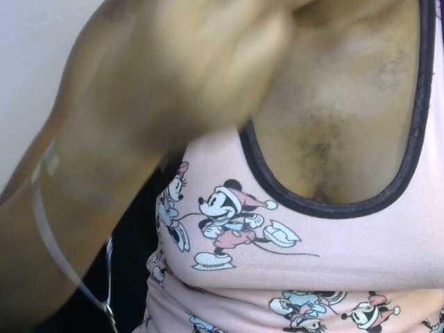 SinfulBitch01 live cam on BongaCams