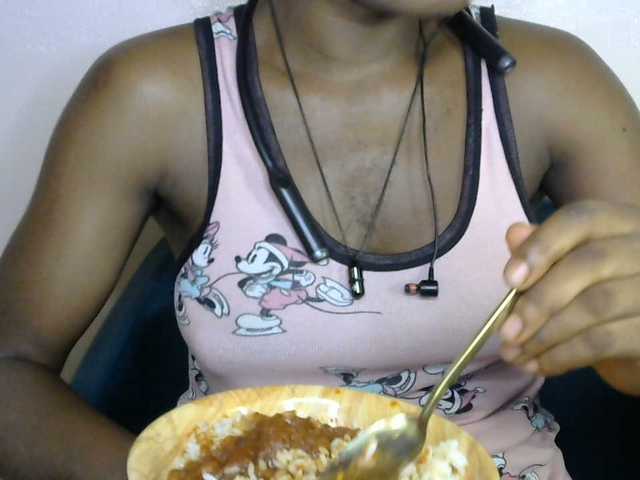 SinfulBitch01 live cam on BongaCams
