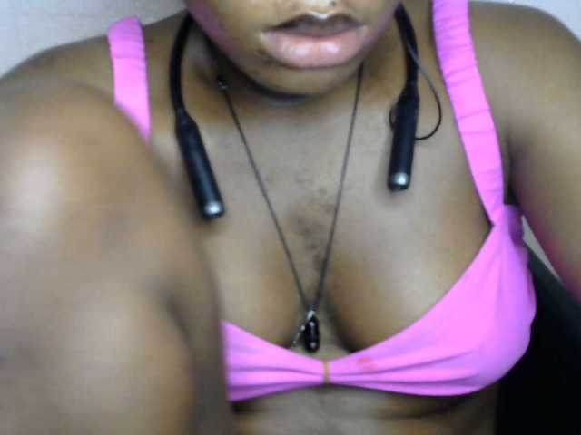 SinfulBitch01 live cam on BongaCams