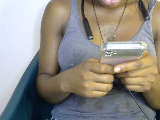 SinfulBitch01 live cam on BongaCams
