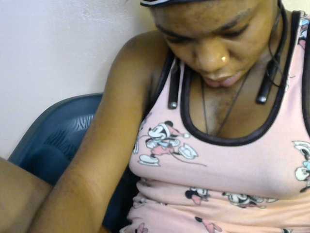 SinfulBitch01 live cam on BongaCams