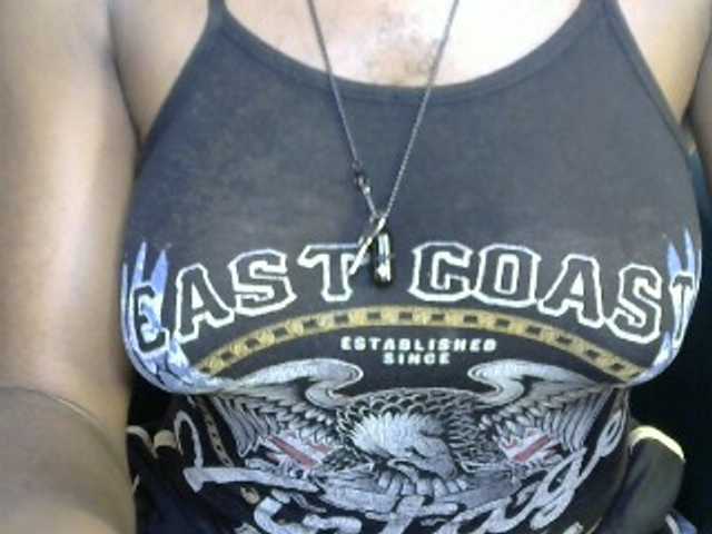 SinfulBitch01 live cam on BongaCams