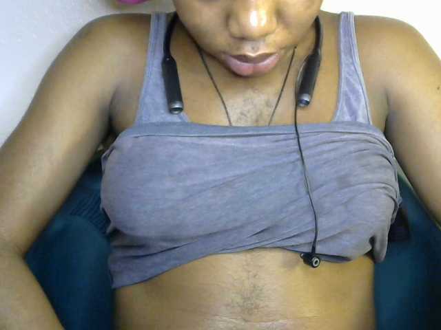 SinfulBitch01 live cam on BongaCams