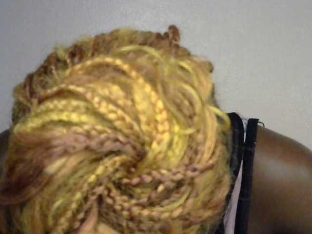 SinfulBitch01 live cam on BongaCams
