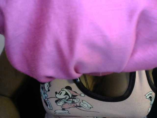 SinfulBitch01 live cam on BongaCams
