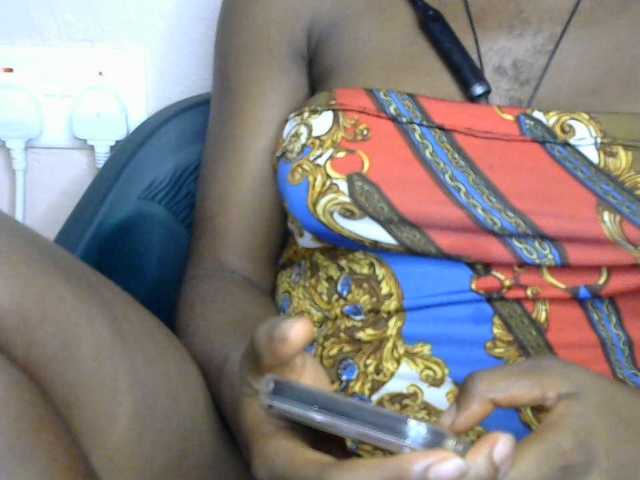 SinfulBitch01 live cam on BongaCams