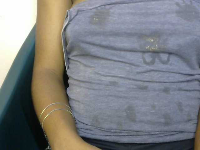 SinfulBitch01 live cam on BongaCams