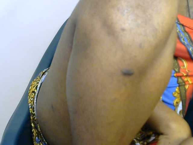 SinfulBitch01 live cam on BongaCams