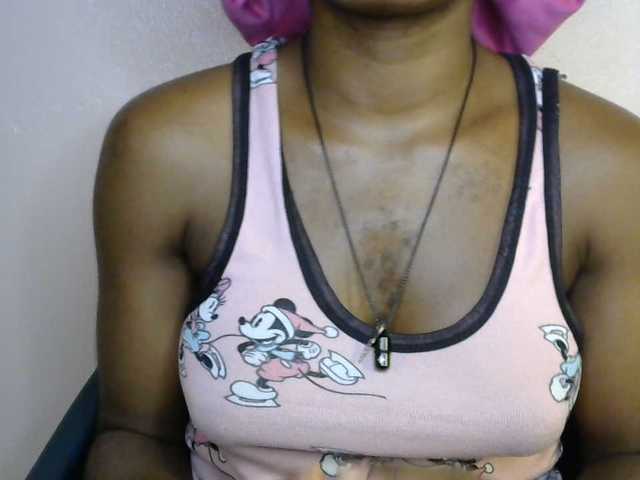 SinfulBitch01 live cam on BongaCams