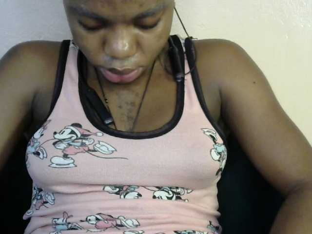 SinfulBitch01 live cam on BongaCams