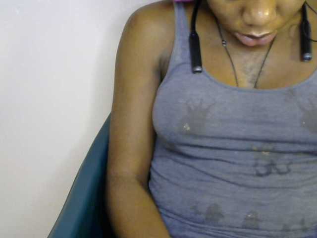 SinfulBitch01 live cam on BongaCams
