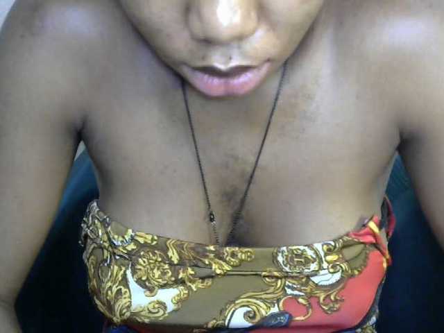 SinfulBitch01 live cam on BongaCams
