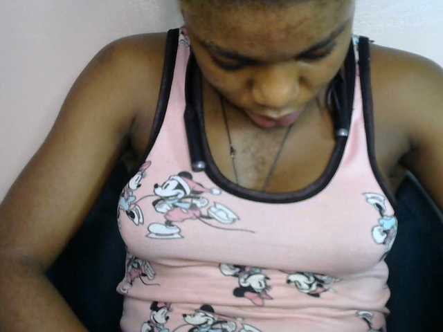 SinfulBitch01 live cam on BongaCams