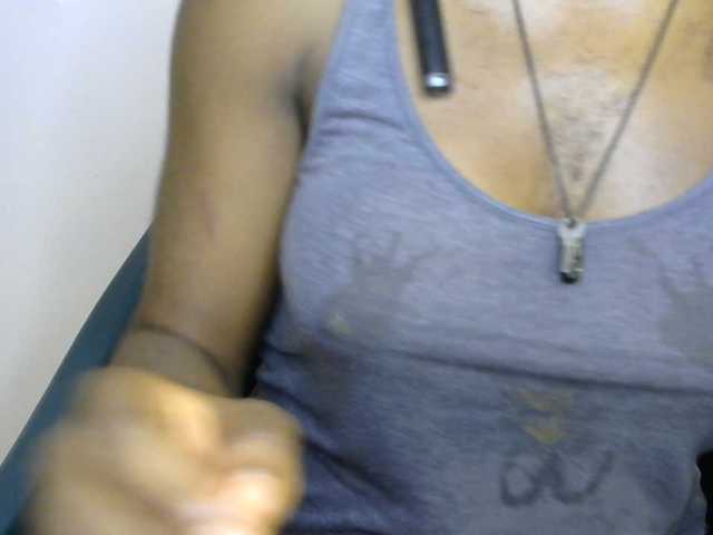 SinfulBitch01 live cam on BongaCams