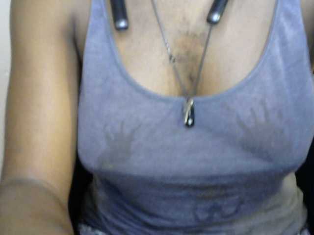 SinfulBitch01 live cam on BongaCams