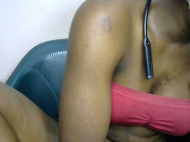 SinfulBitch01 live cam on BongaCams