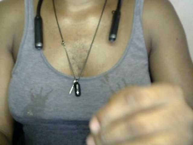 SinfulBitch01 live cam on BongaCams
