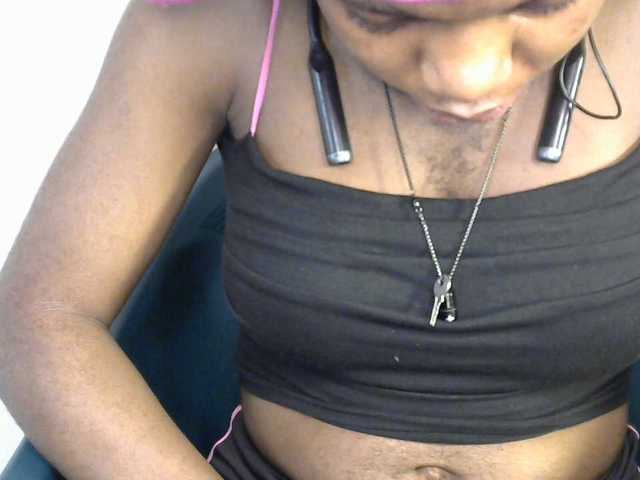 SinfulBitch01 live cam on BongaCams