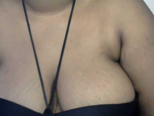 SinfulBitch01 live cam on BongaCams