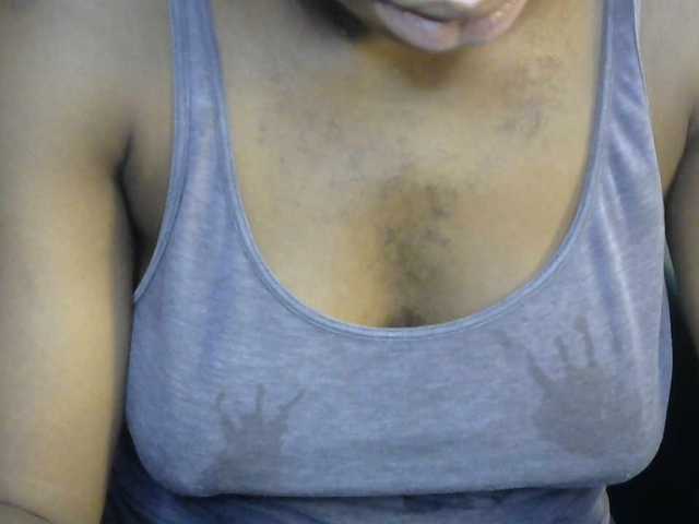 SinfulBitch01 live cam on BongaCams