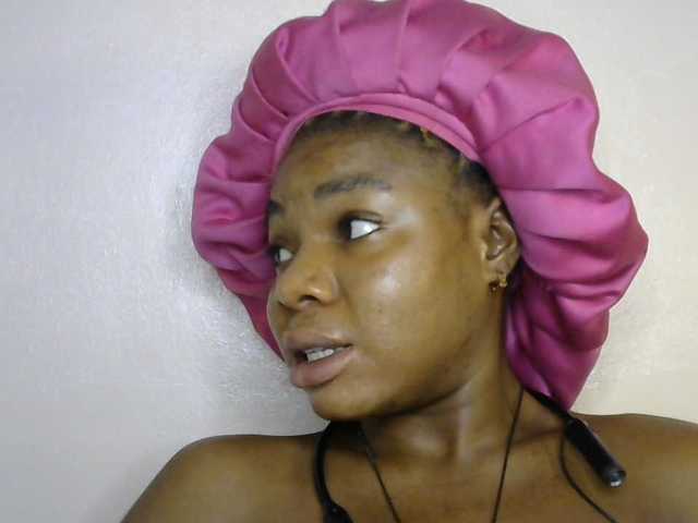 SinfulBitch01 live cam on BongaCams