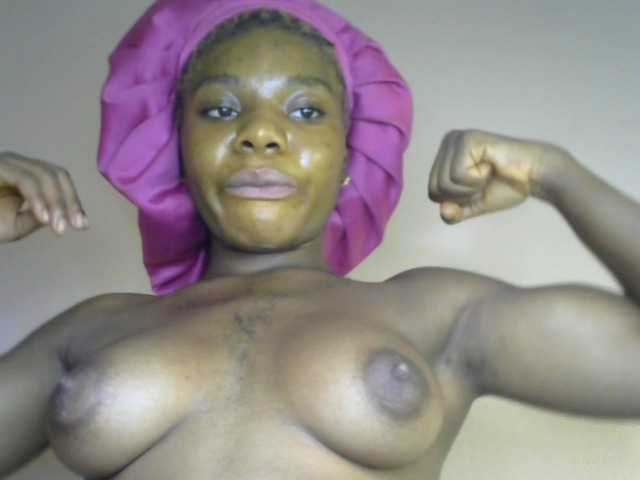 SinfulBitch01 live cam on BongaCams