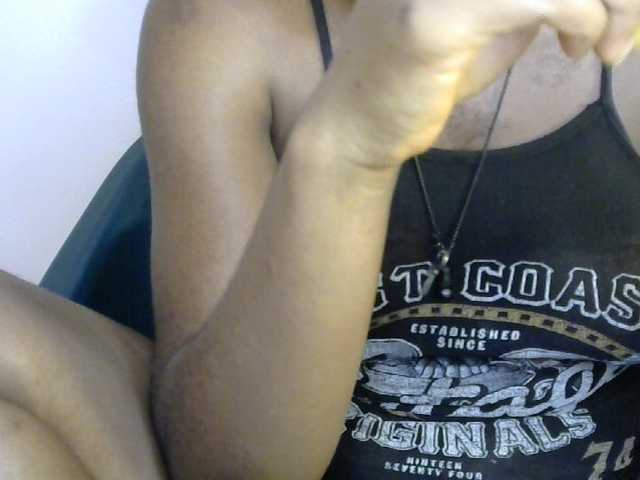 SinfulBitch01 live cam on BongaCams