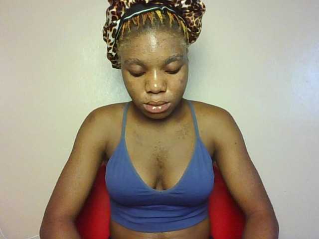 SinfulBitch01 live cam on BongaCams