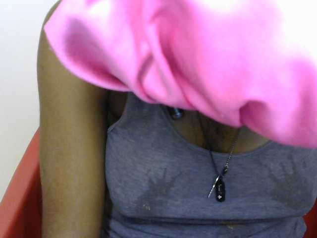 SinfulBitch01 live cam on BongaCams