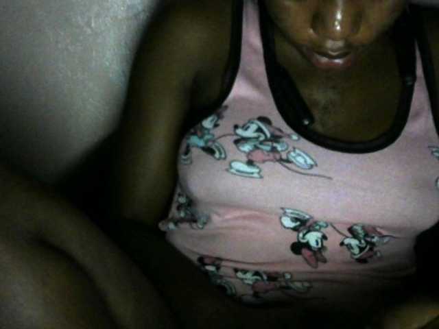 SinfulBitch01 live cam on BongaCams