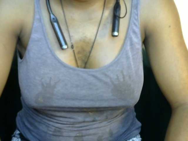 SinfulBitch01 live cam on BongaCams