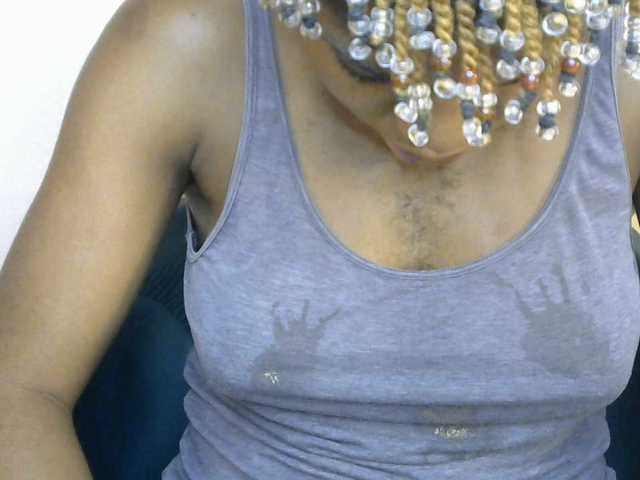 SinfulBitch01 live cam on BongaCams