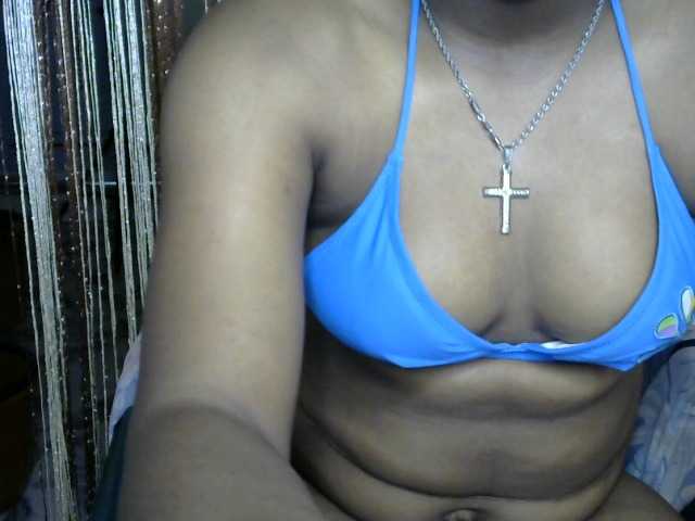 SinfulBitch01 live cam on BongaCams