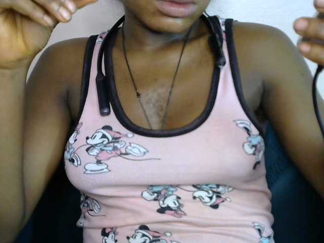 SinfulBitch01 live cam on BongaCams