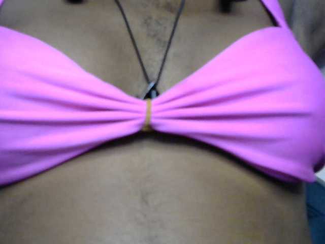 SinfulBitch01 live cam on BongaCams