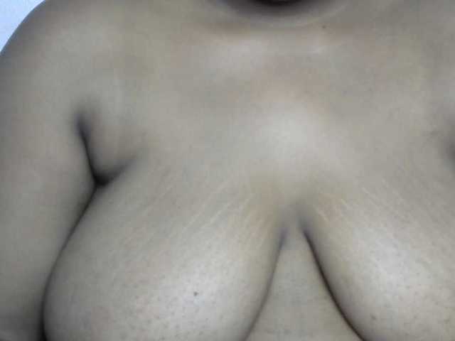 SinfulBitch01 live cam on BongaCams