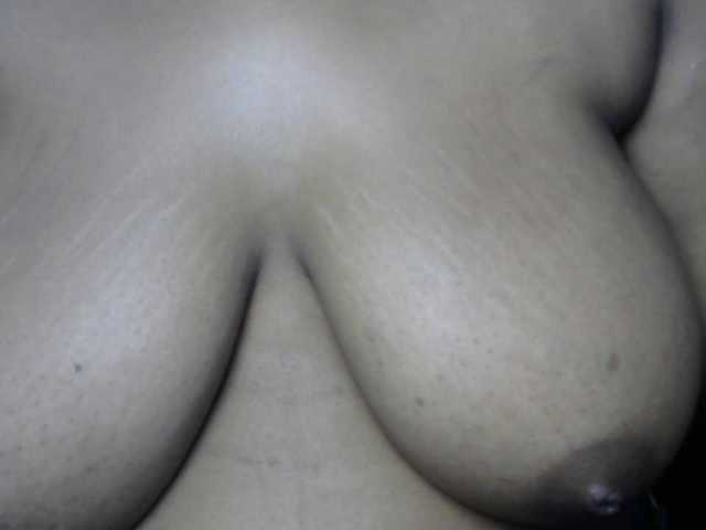 SinfulBitch01 live cam on BongaCams