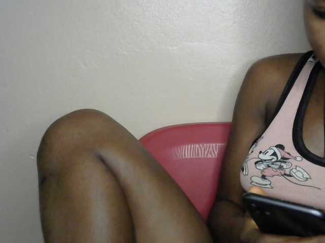 SinfulBitch01 live cam on BongaCams