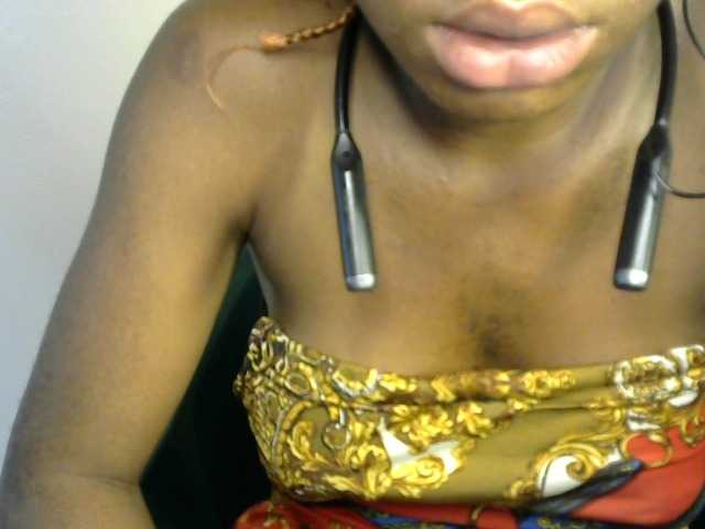 SinfulBitch01 live cam on BongaCams