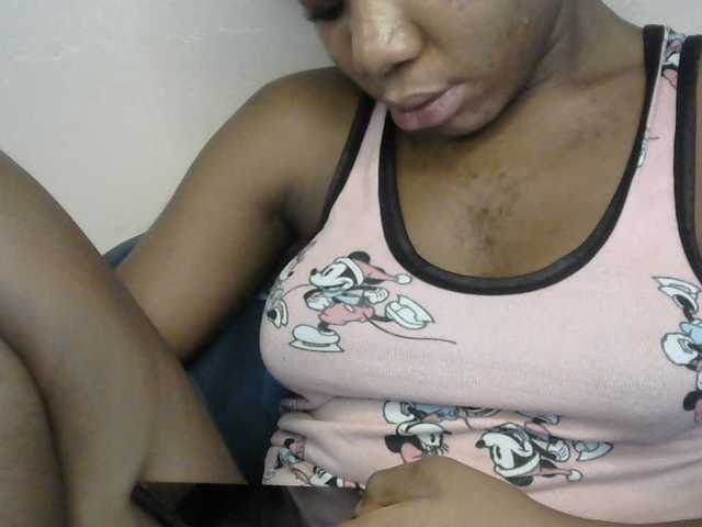SinfulBitch01 live cam on BongaCams