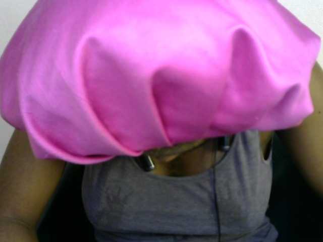 SinfulBitch01 live cam on BongaCams