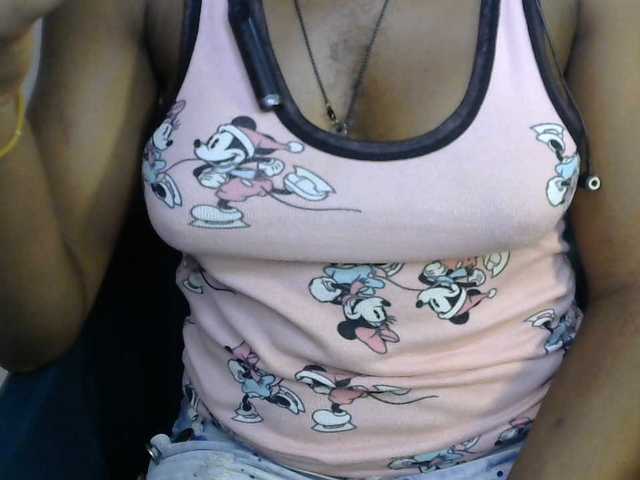 SinfulBitch01 live cam on BongaCams