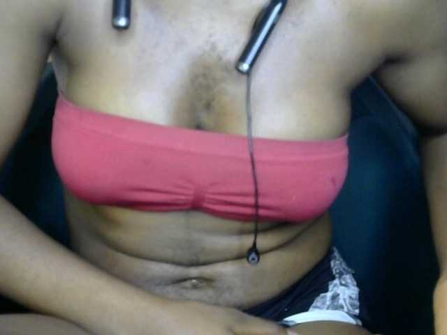 SinfulBitch01 live cam on BongaCams