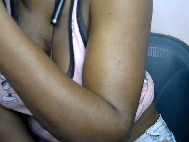 SinfulBitch01 live cam on BongaCams