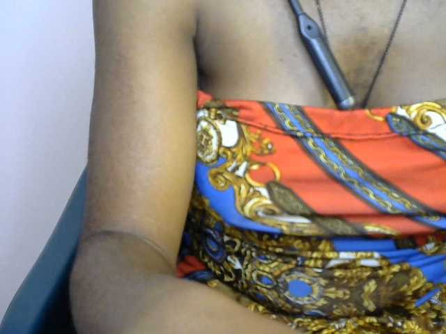 SinfulBitch01 live cam on BongaCams