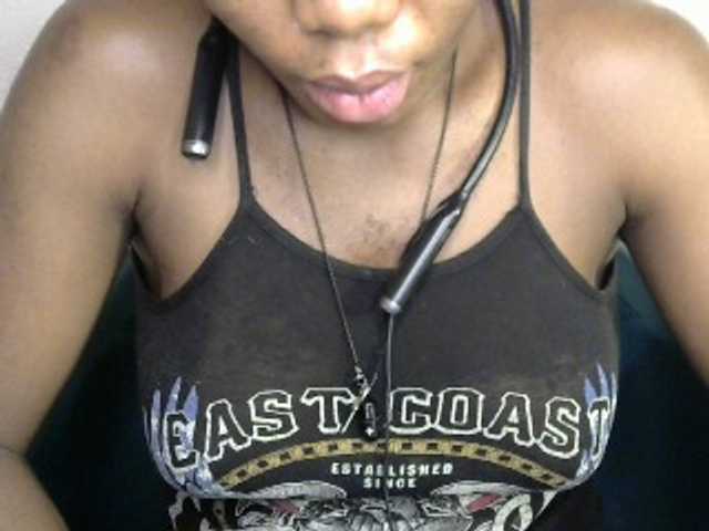 SinfulBitch01 live cam on BongaCams